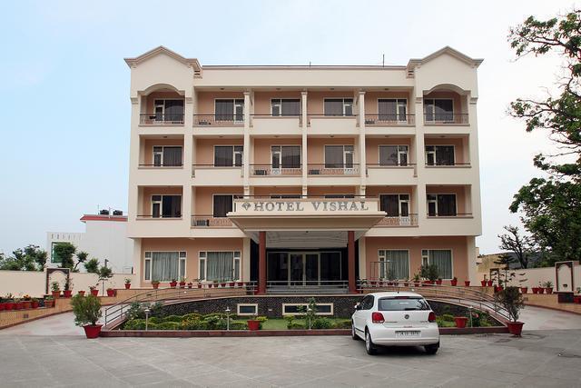 Hotel Vishal Katra  Bagian luar foto